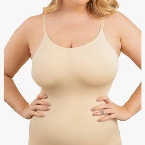 Shapermint high compression scoop neck cami. NWOT